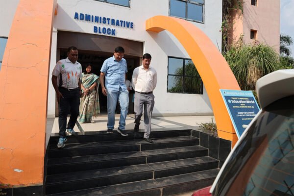 collector-sir-visit-4
