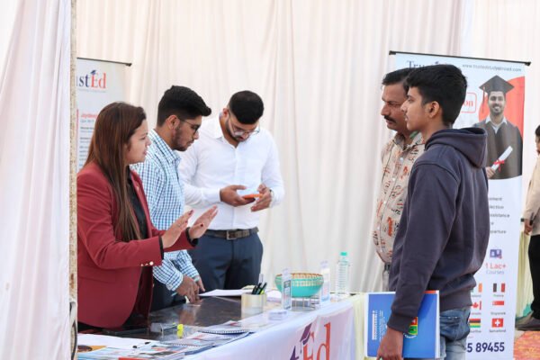 career-fair-14